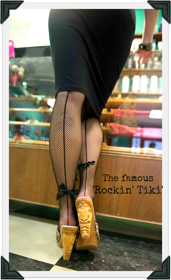 Rockin' Tiki/without Ankle Strap - in Black Leather