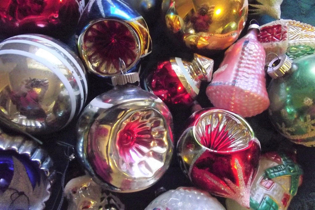 How Shiny Brite by Christopher Radko Ornaments are Made... - Quirks!