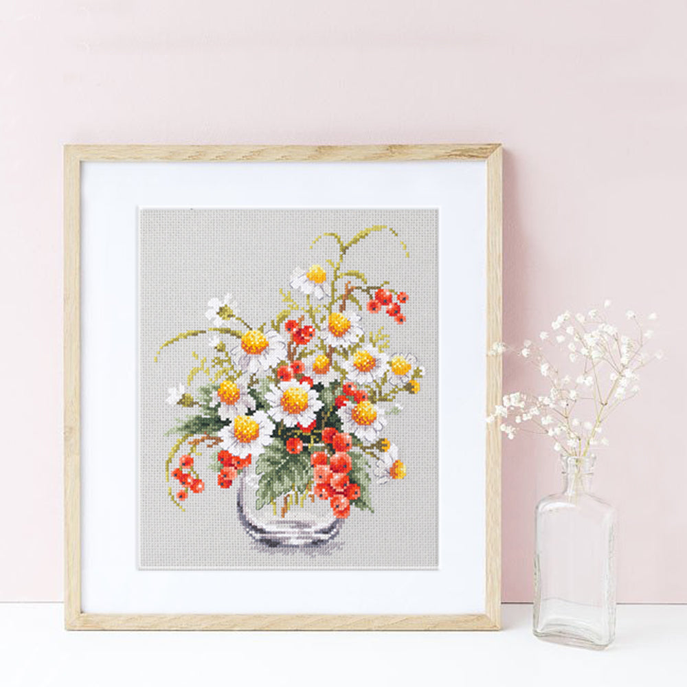 Chamomile and Red Currant 100-012 Counted Cross-Stitch Kit