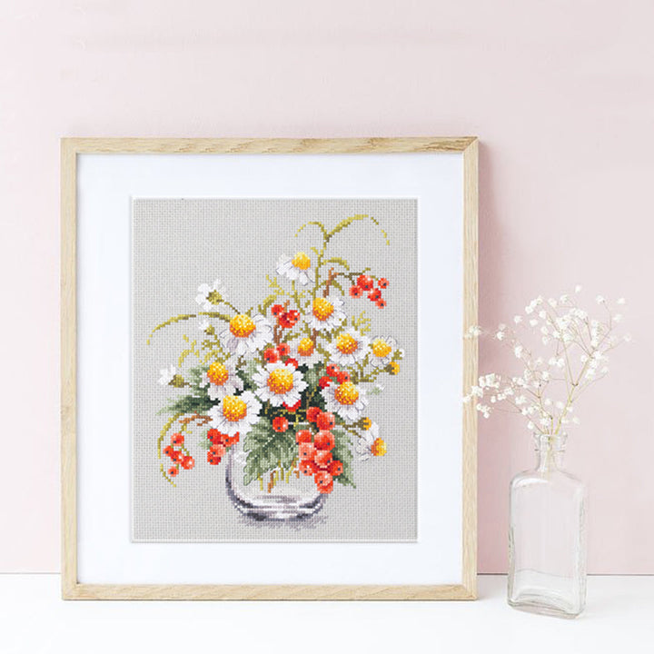 Chamomile and Red Currant 100-012 Counted Cross-Stitch Kit