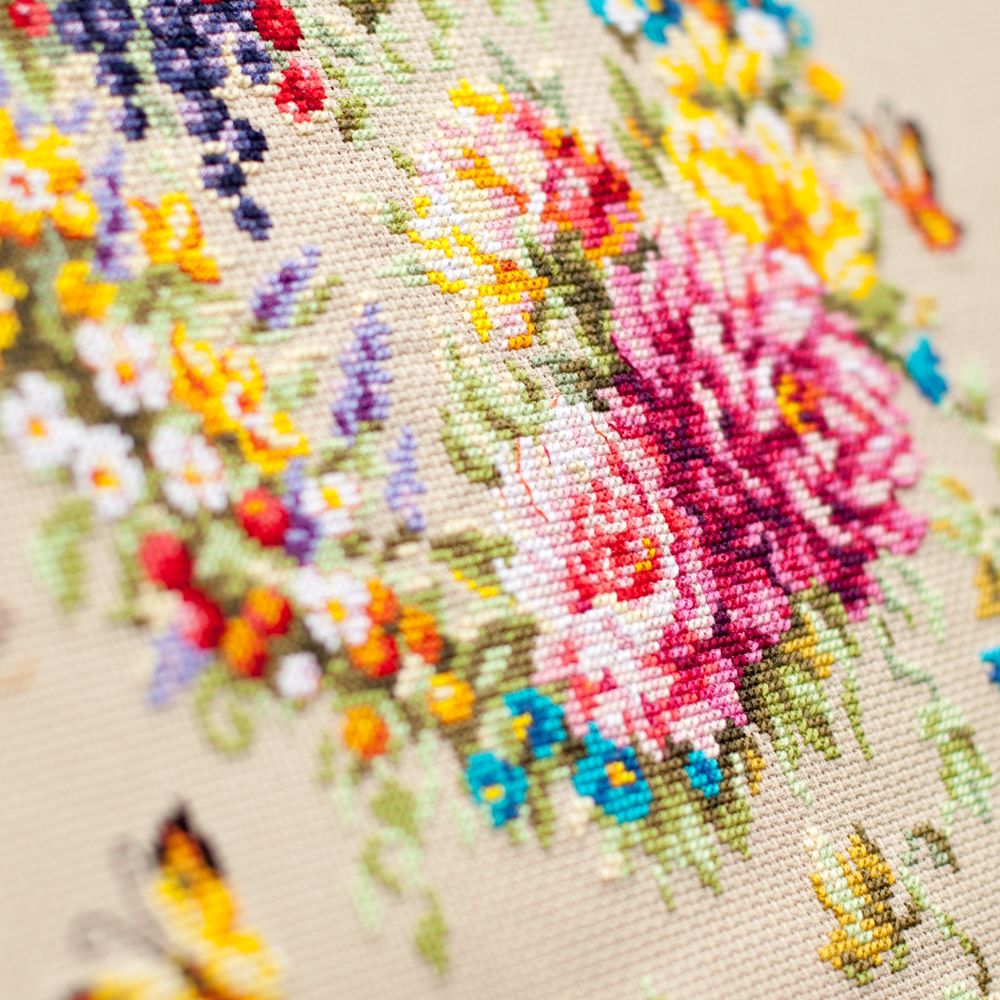 Tenderness of Your Heart 100-143 Counted Cross-Stitch Kit