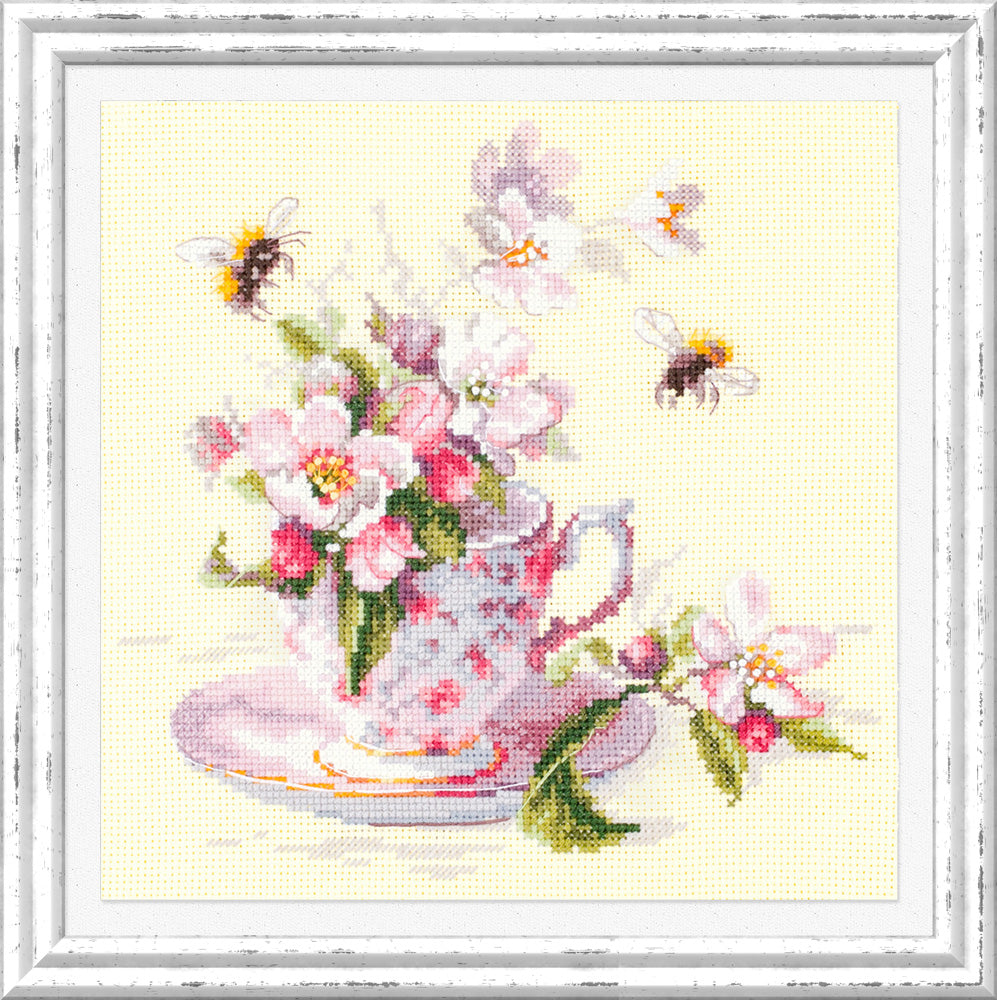 Cup and Apple Blossom 120-041 Counted Cross-Stitch Kit
