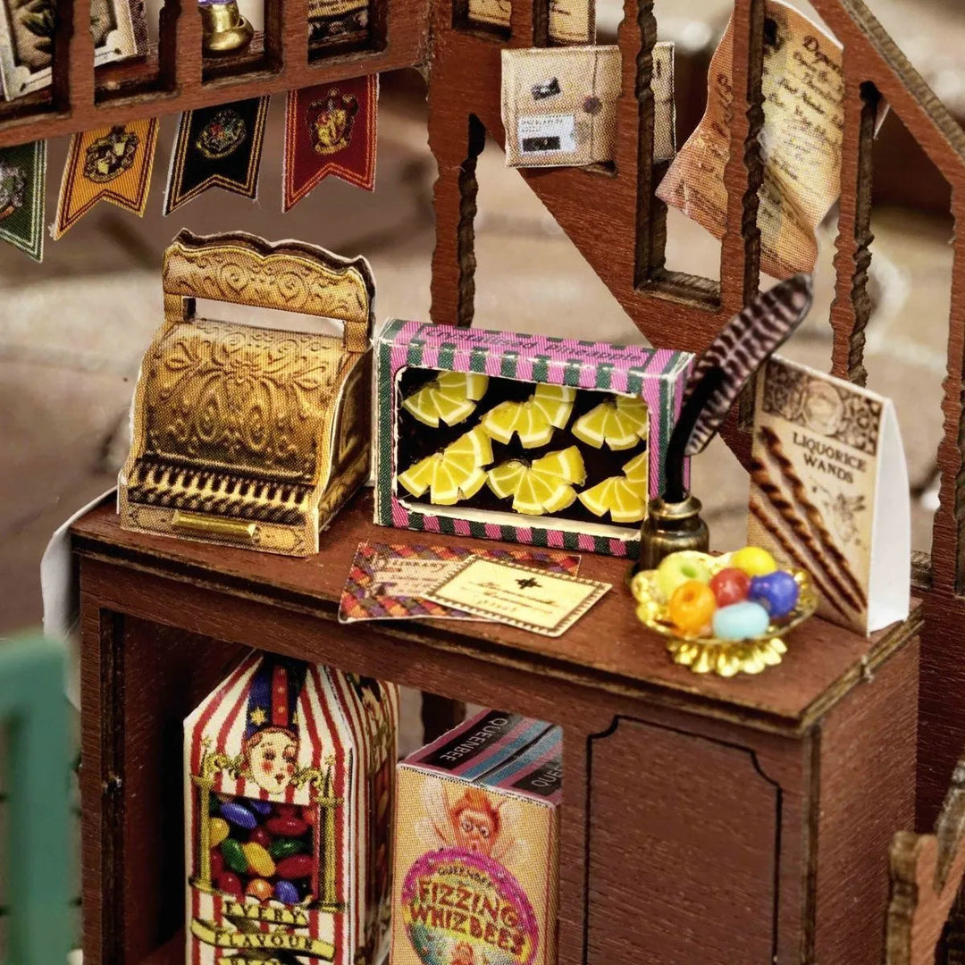Miniature Wizardi Roombox Kit - Magic Shop Dollhouse Kit