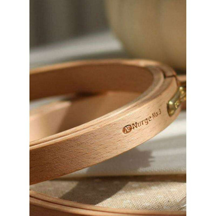 16mm Screwed Wooden Embroidery Hoop Nurge 110-2