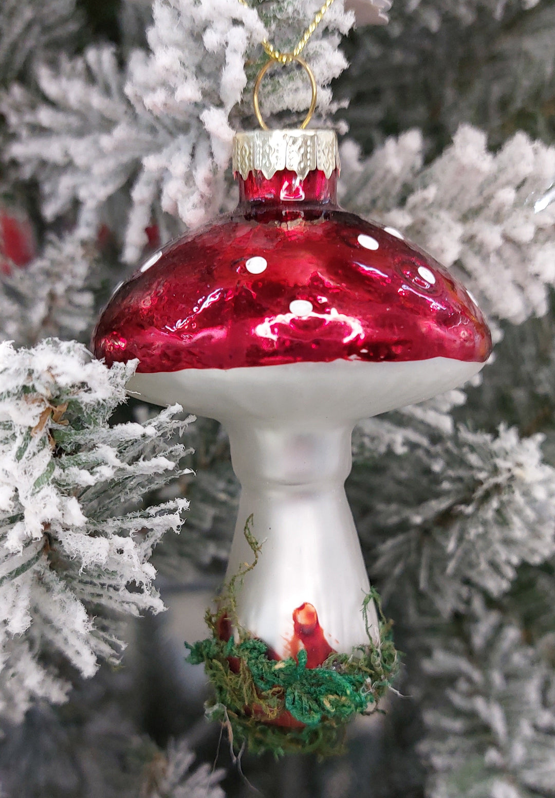 Mushroom Christmas Glass Ornament by Wizardi F07M3-36 HB-SY25411