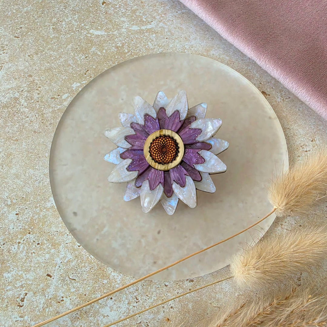 Gerbera daisy floral brooch or necklace - image 5