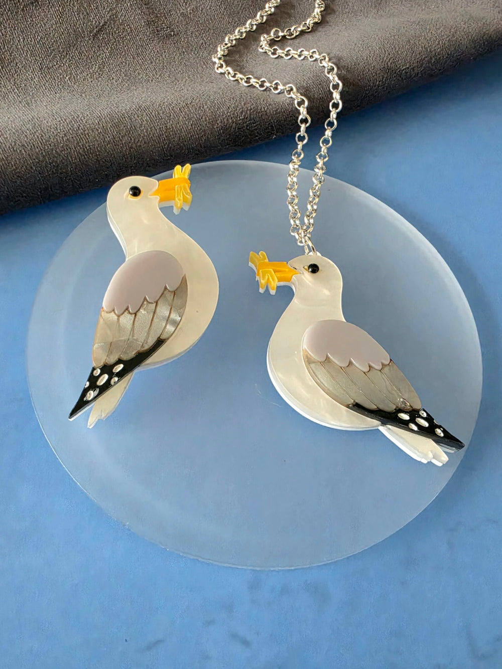 Seagull Herring Gull Chip Thief Bird Brooch or Pendant
