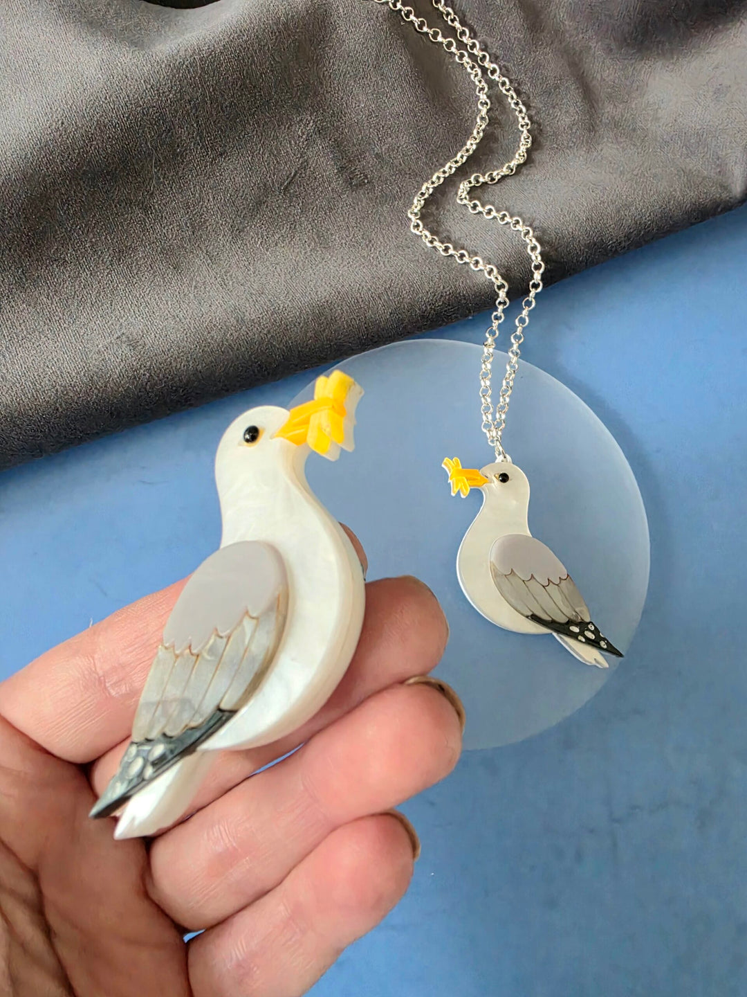 Seagull Herring Gull Chip Thief Bird Brooch or Pendant