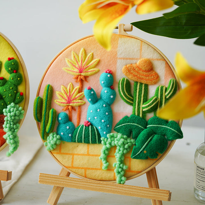 Needle Felting Kit - Desert Cacti. Wizardi DIY Wool Craft Kit F07N8-W436