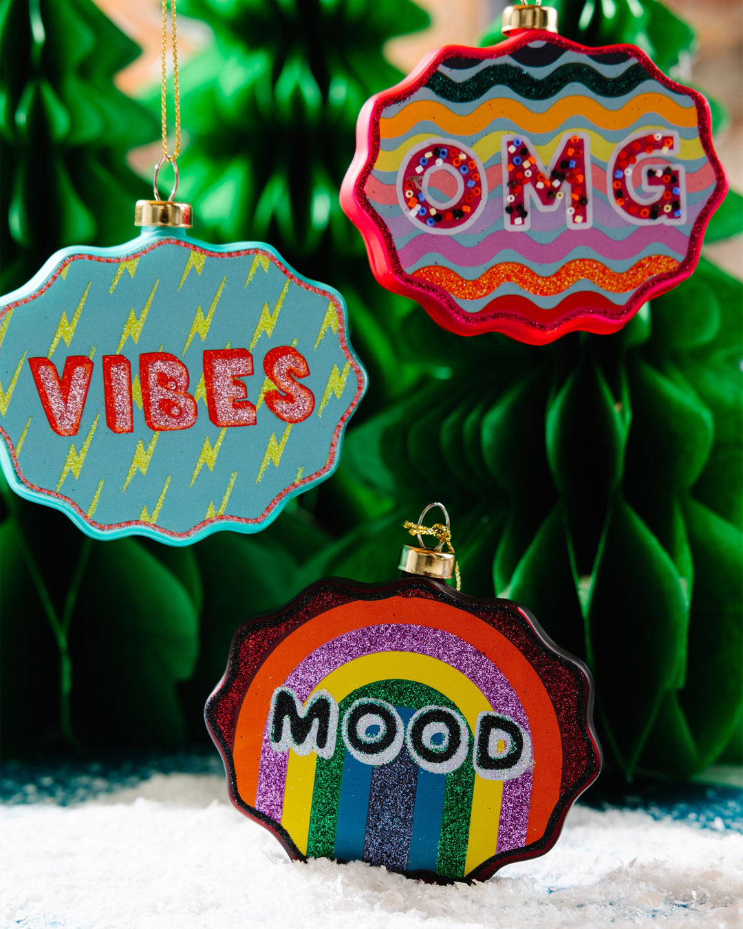 Scallop Ornament - Vibes