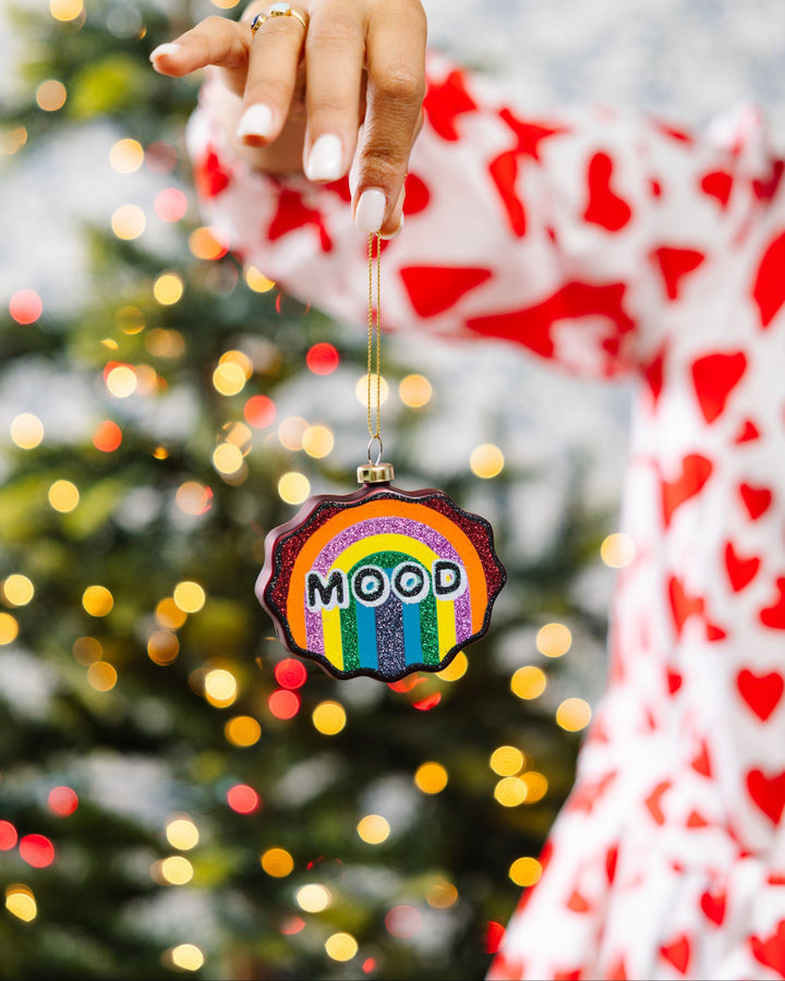 Scallop Ornament - Mood