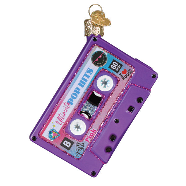 I Love The 00s Ornament