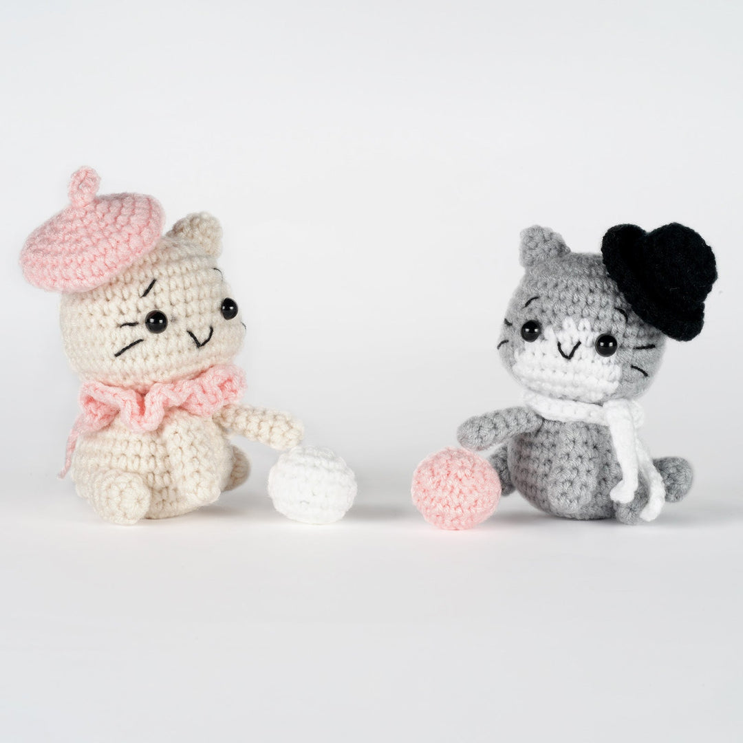 Cats Amigurumi DIY Crochet Kit Wizardi F07N8-M123