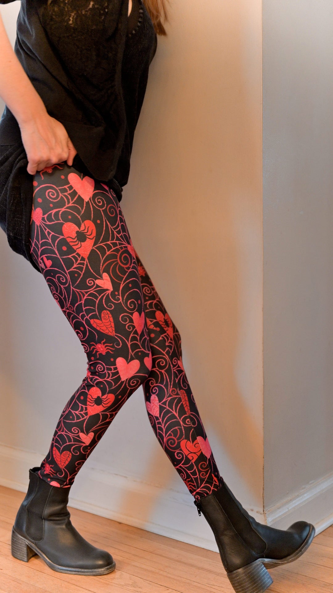 Web of Love Valentine Spooky Spider Web Johanna Parker Exclusive Leggings