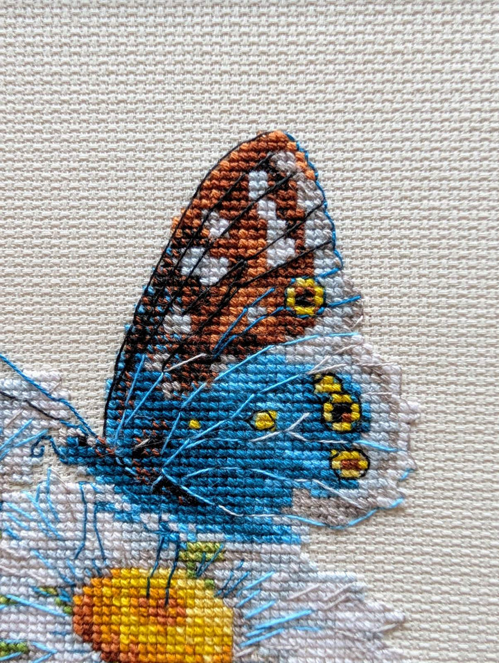 Fragile Beauty R2220 Counted Cross Stitch Kit