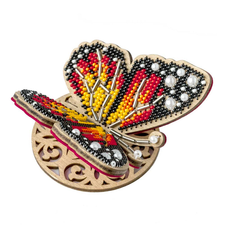Wooden Bead Embroidery Kit ‚Äì ‚ÄúBright Butterfly‚Äù FLK-581