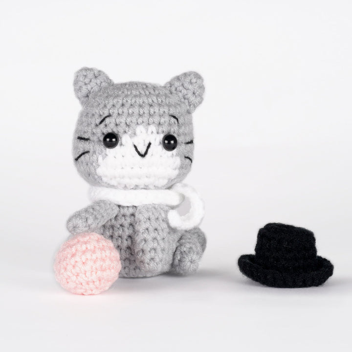 Cats Amigurumi DIY Crochet Kit Wizardi F07N8-M123