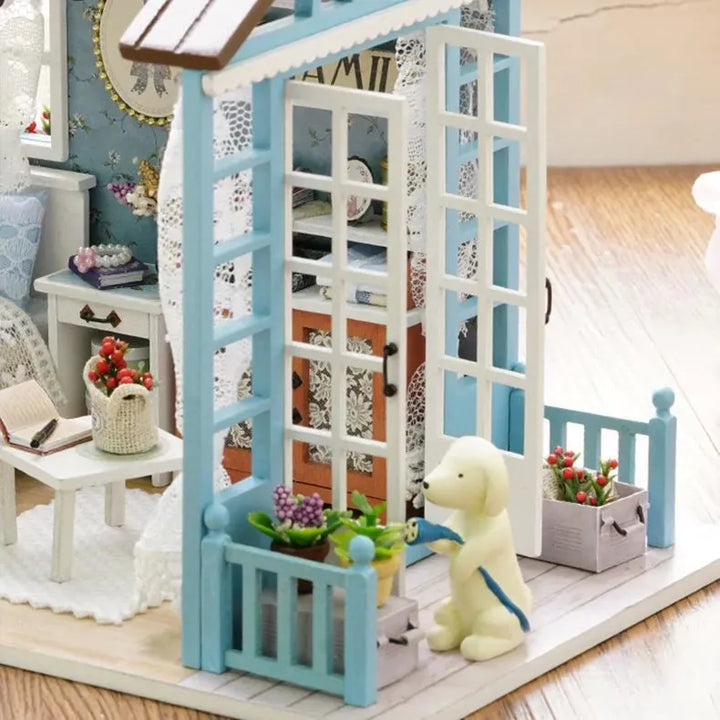Miniature Wizardi Roombox Kit - Summer Terrace Dollhouse Kit
