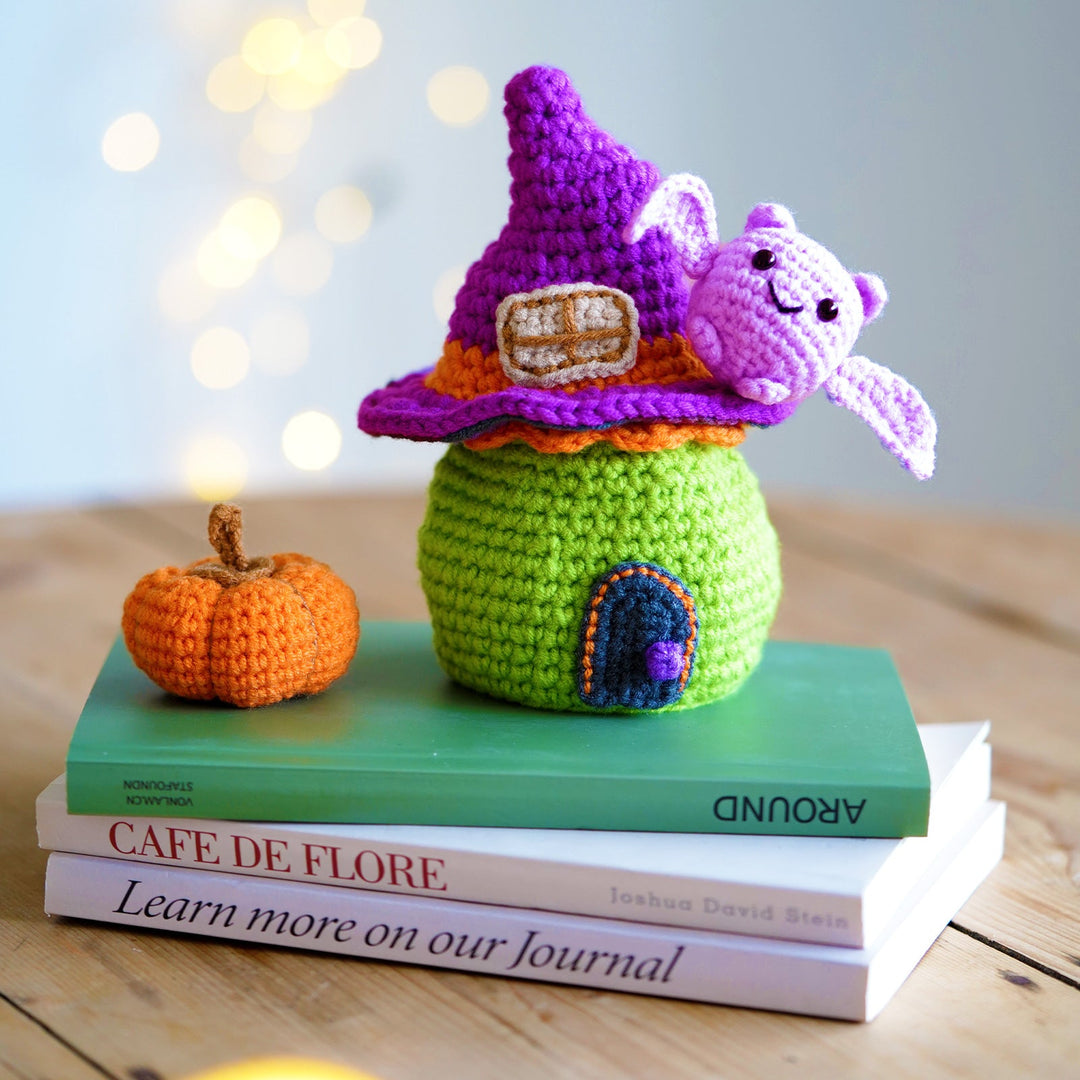 Little Witch House with Bat. Halloween Amigurumi DIY Crochet Kit Wizardi F07N8-M103
