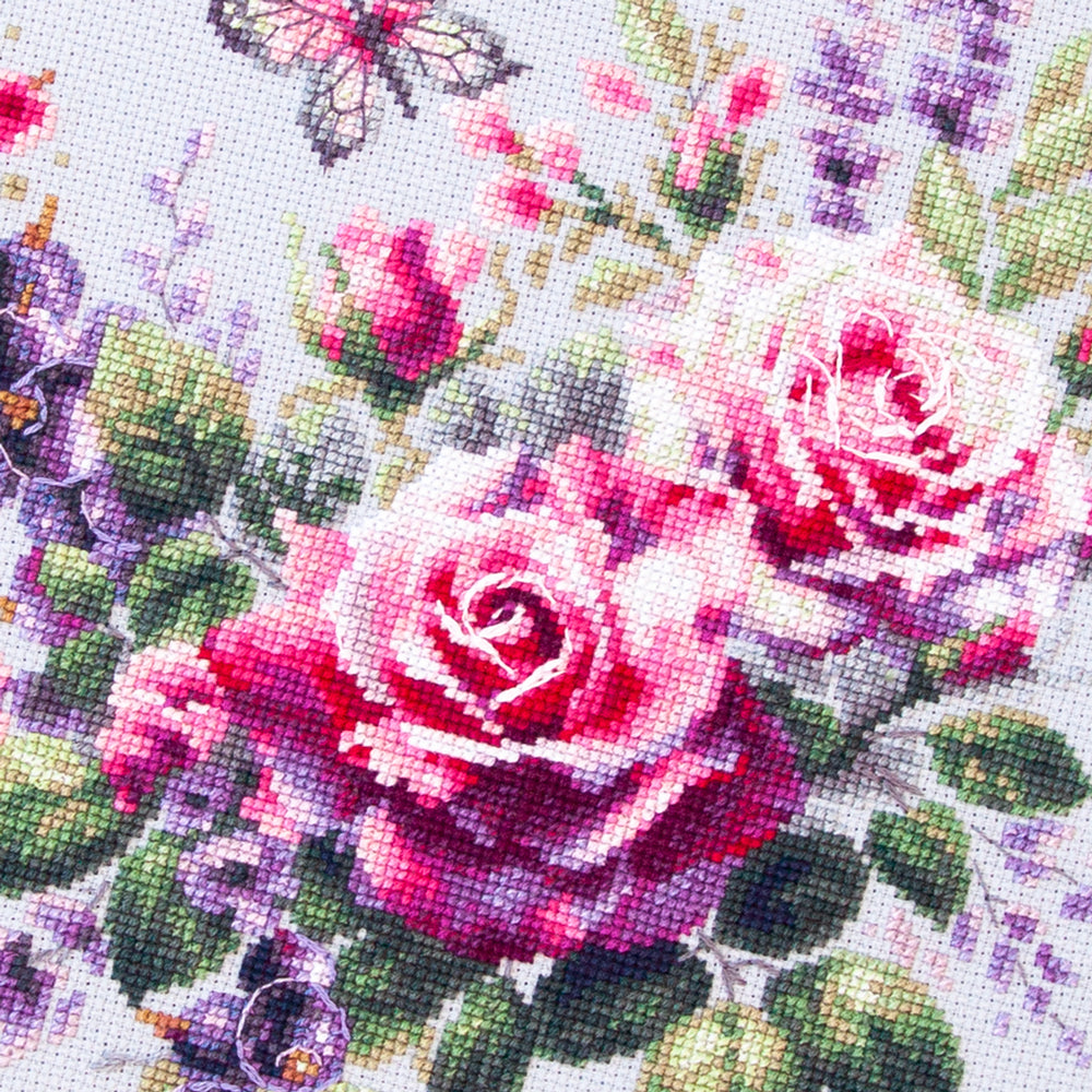 Happy Garden 70-13 Counted Cross-Stitch Kit