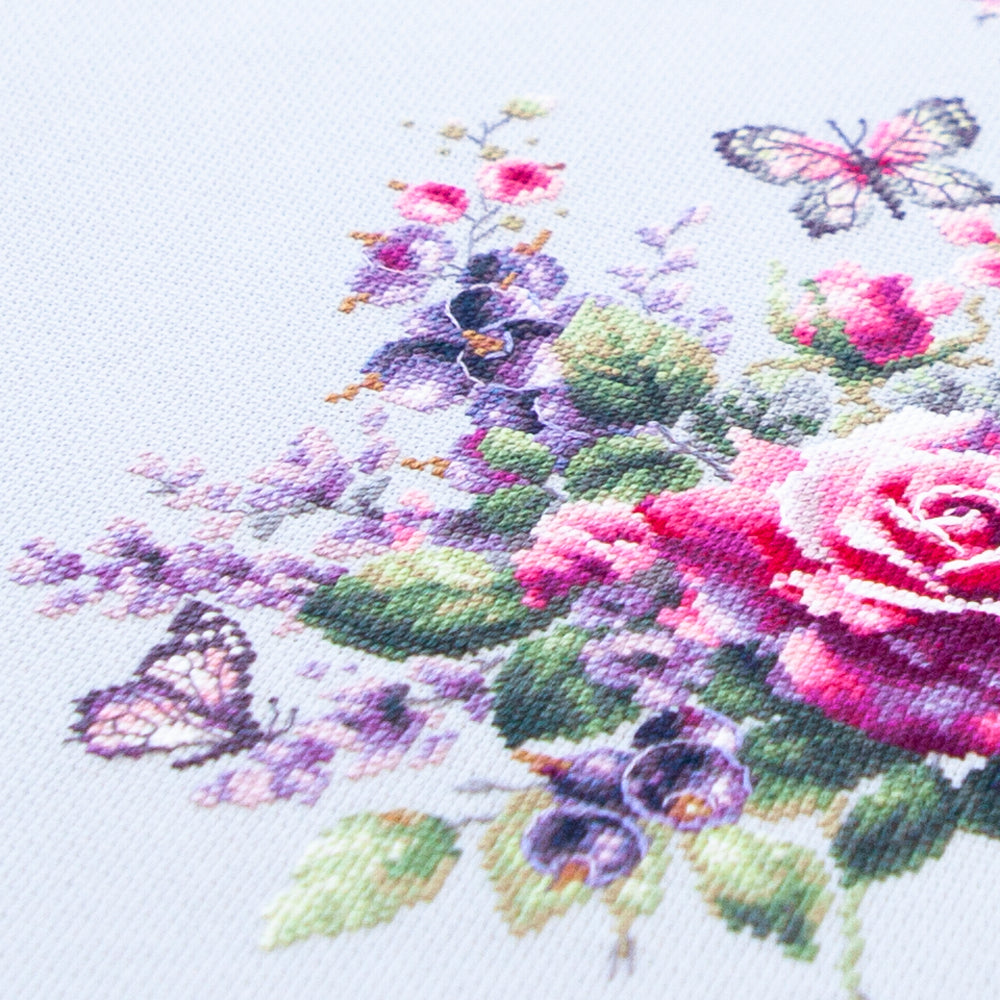 Happy Garden 70-13 Counted Cross-Stitch Kit