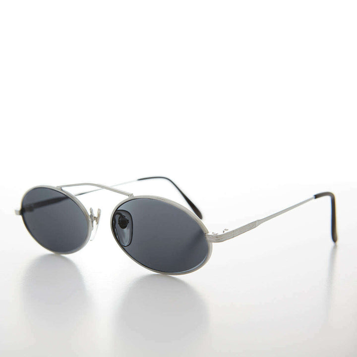 90s Oval Metal Aviator Sunglass with Floating Cross Bar - Avery