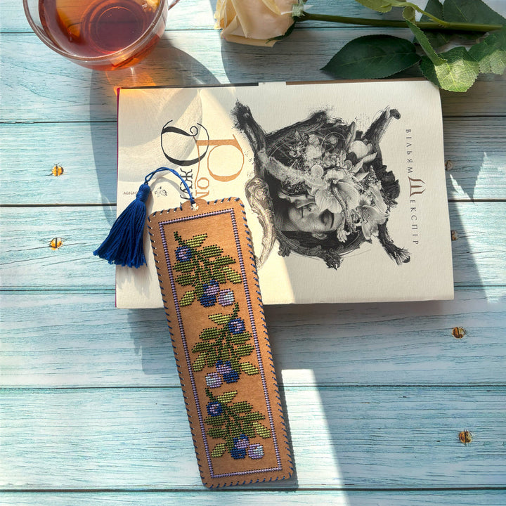 Blueberry Cardboard Embroidery Bookmark Kit by Wonderland Crafts WLZ-006