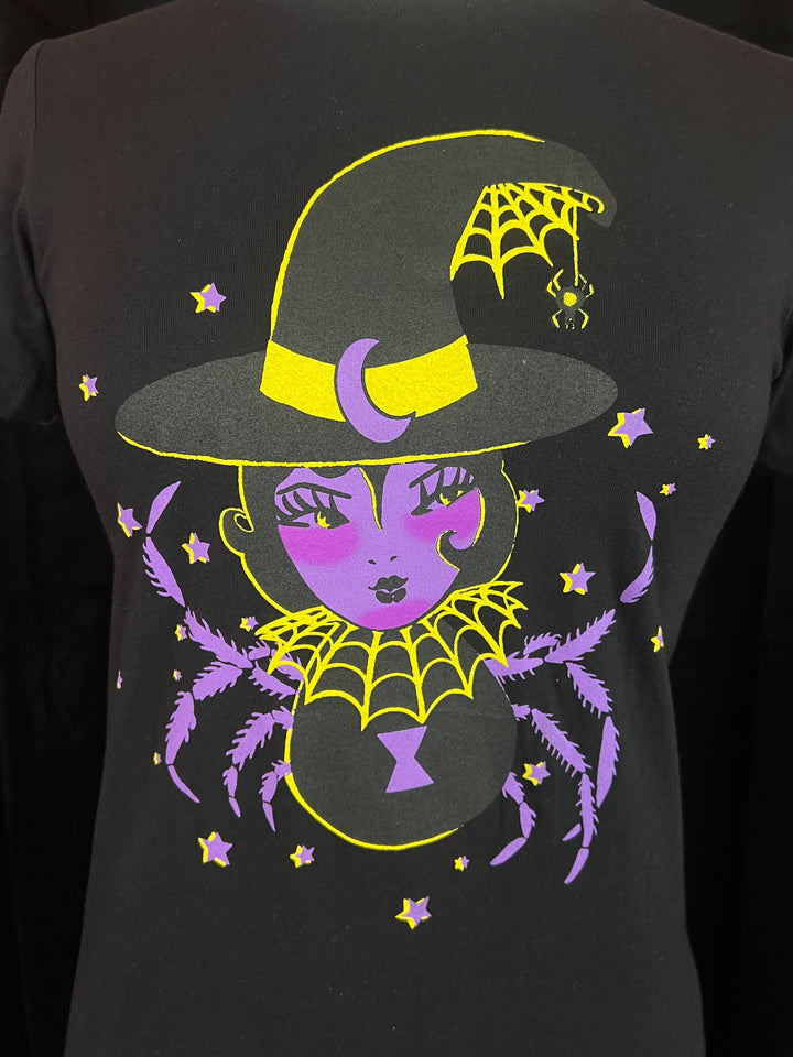 Spider Baby Fitted Graphic Tee in Black 