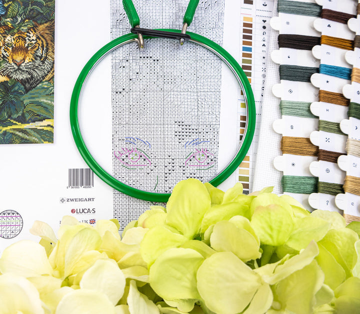 Nature's Muse Counted Cross Stitch Kit by Letistitch L9974