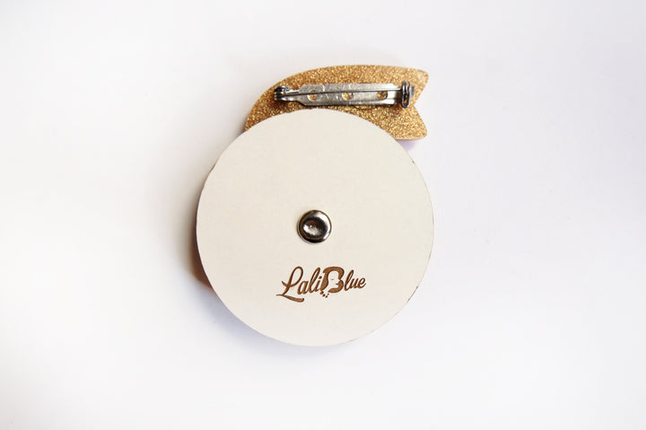 Love Game Brooch by Laliblue