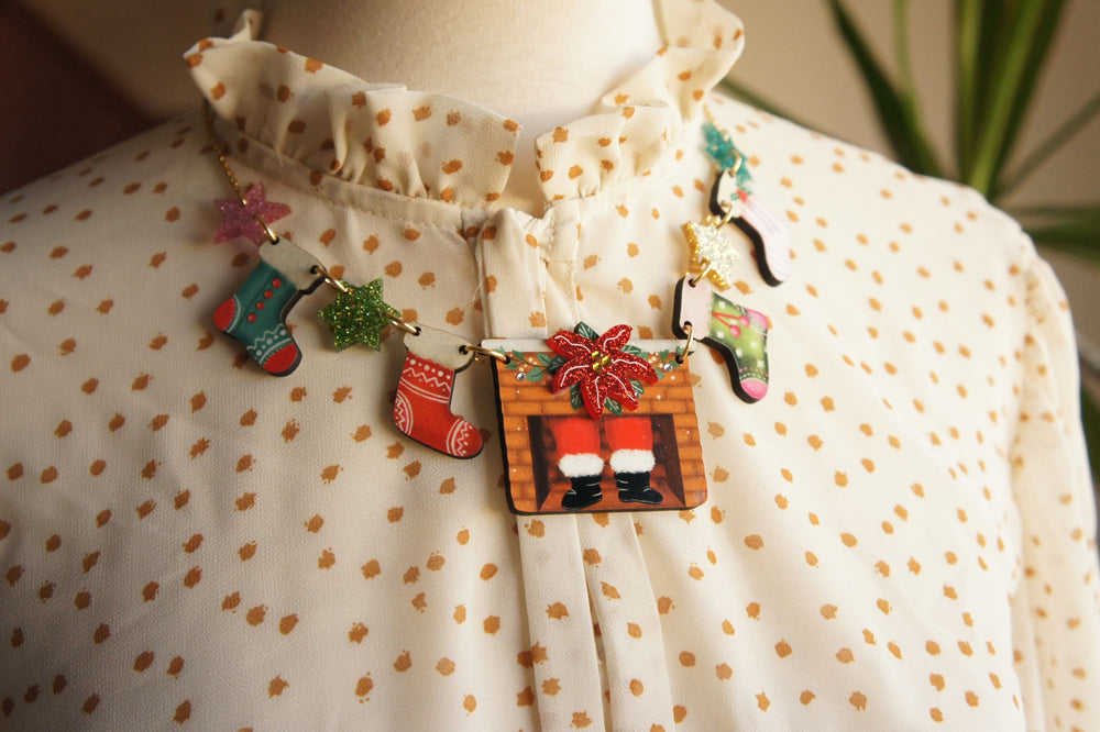 Christmas Chimney with Stockings Necklace