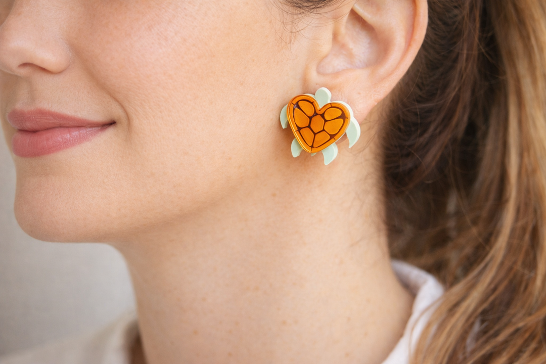 Heart Turtle Earrings by Laliblue
