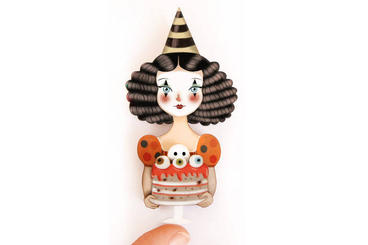 Mime With Cake Brooch by Laliblue