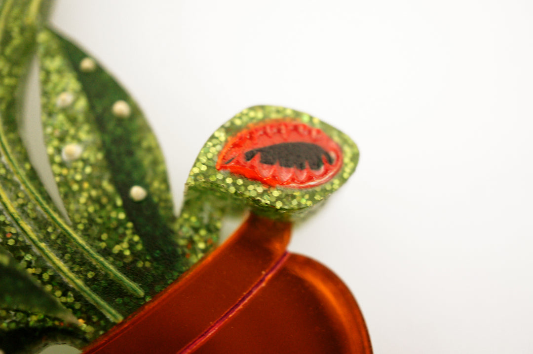 Carnivorous Plant Brooch by Laliblue
