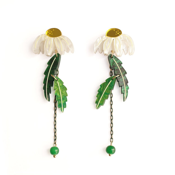Wild Daisy Earrings by Laliblue