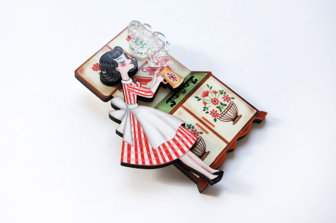Tea Pin Up Brooch by Laliblue