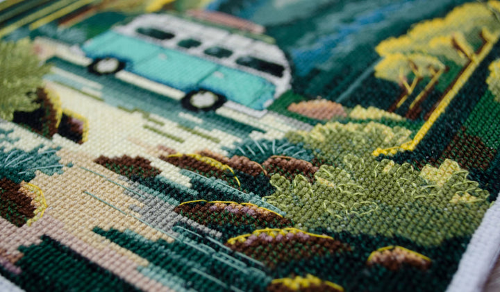 Cross-stitch kit Thirst for adventure AH-198