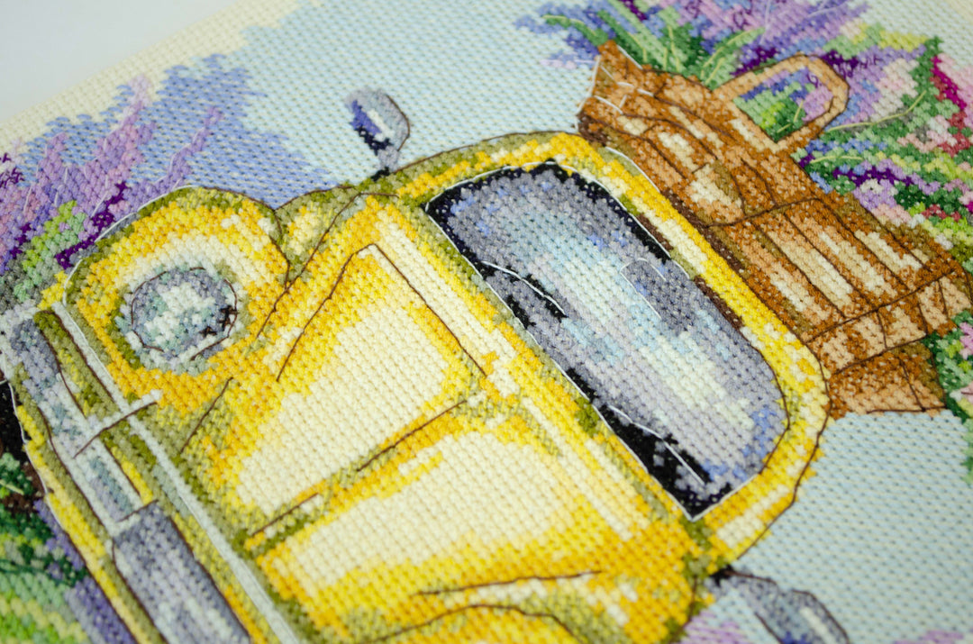 Cross-stitch kit - Adventures of Provence AH-276