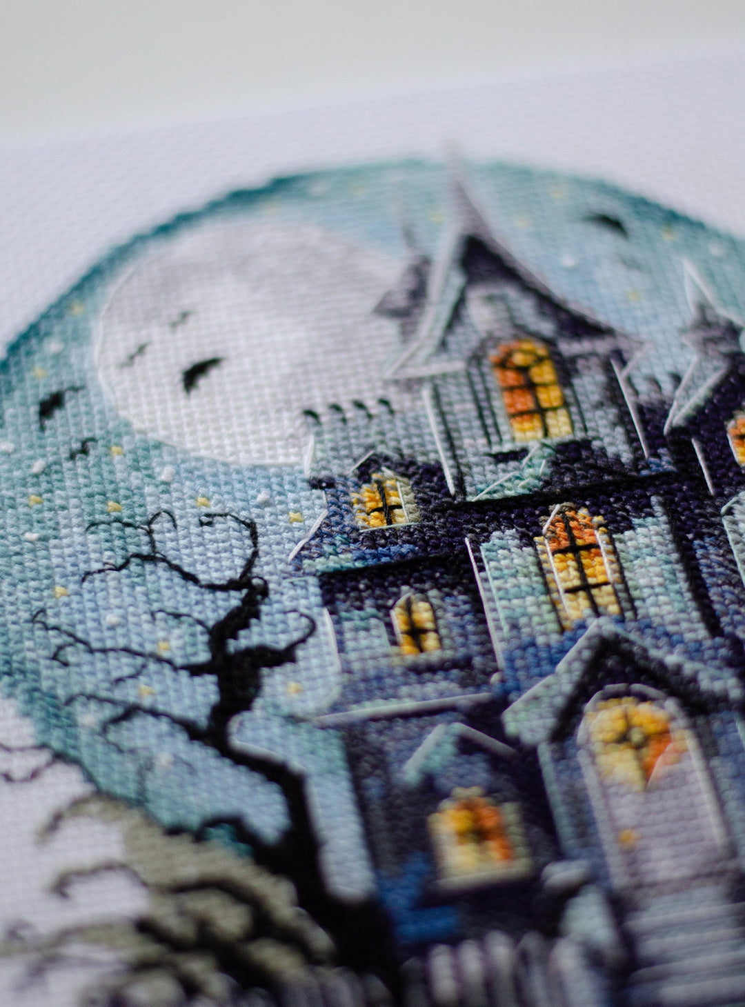Cross-stitch kit - Haunted House AH-277