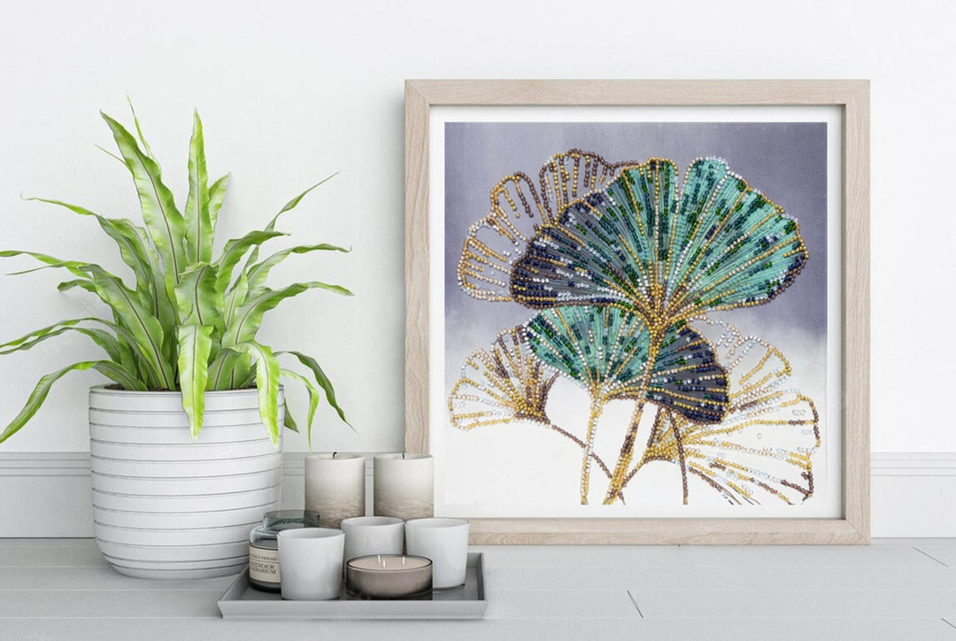 Mid-sized Bead Embroidery kit - Emerald leaves