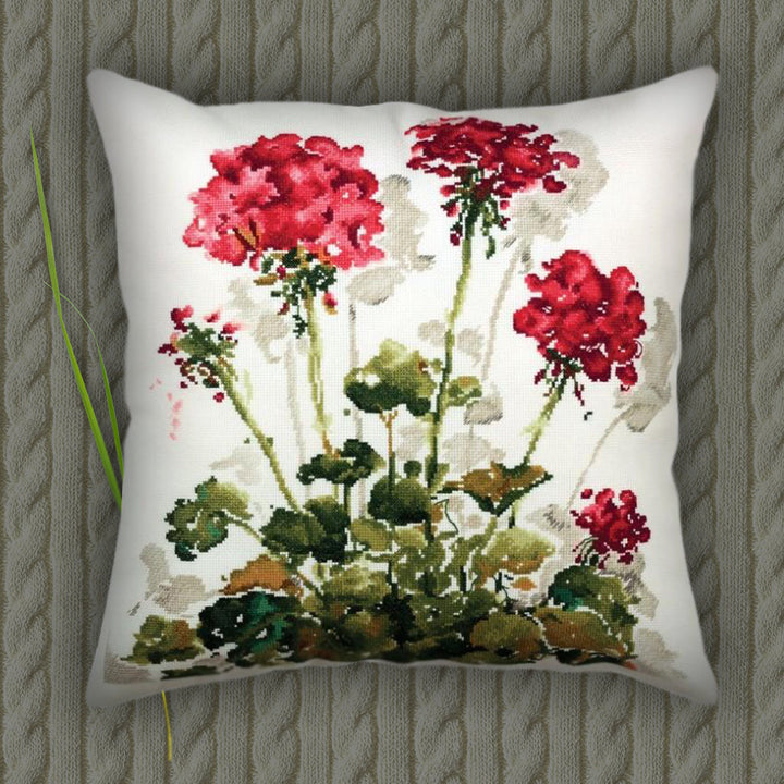 Red crane's-bill CU048 Counted Cross Stitch Kit