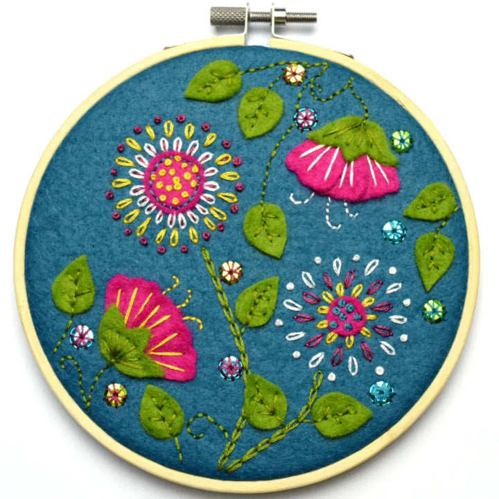 Tropical Flowers Applique Felt Kit APPTRO1O