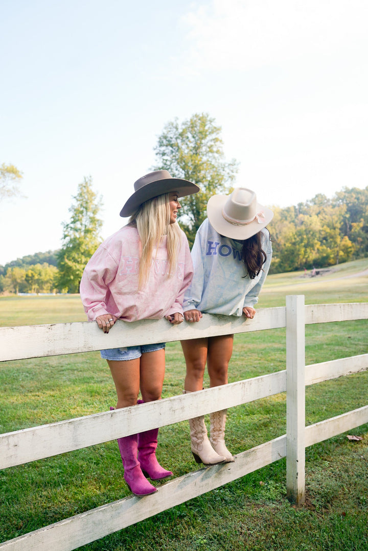 Howdy - Camo Vintage Crew-Neck Sweatshirt