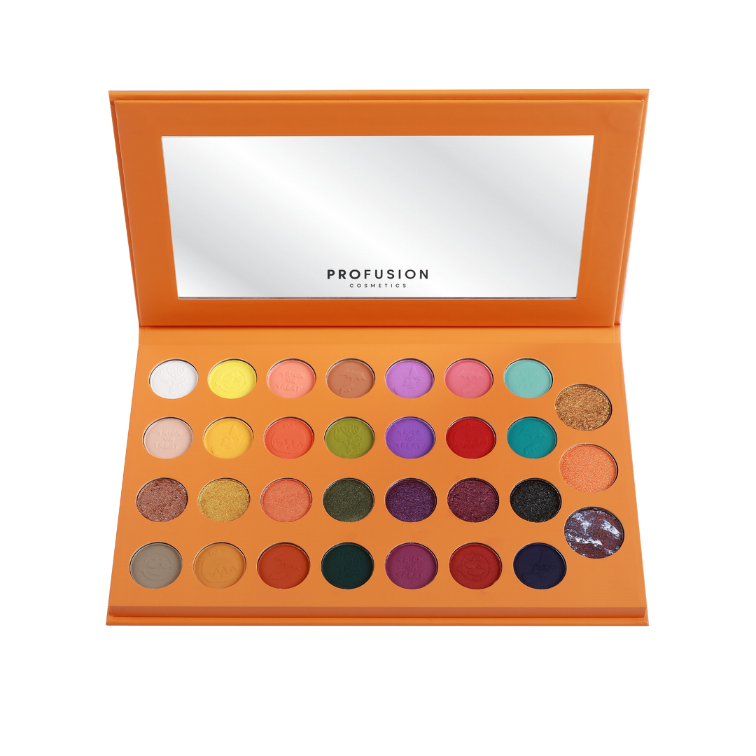 Peanuts Halloween | Trick or Treat 31 Shade Palette