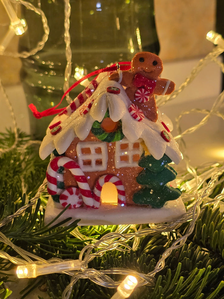 Christmas Ornament - Gingerbread Snow House with Gingerbread Man. Wizardi Festive Decoration F07-N2-18-EE403B