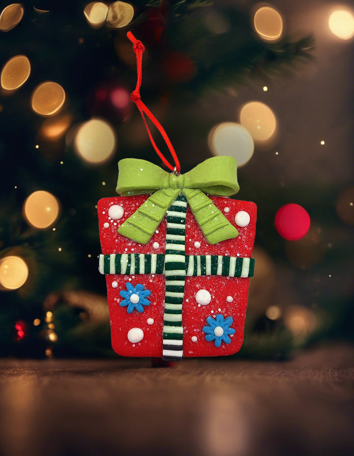 Christmas Ornament - Glossy Gingerbread Gift. Wizardi Festive Decoration F07-N2-6-A2585C