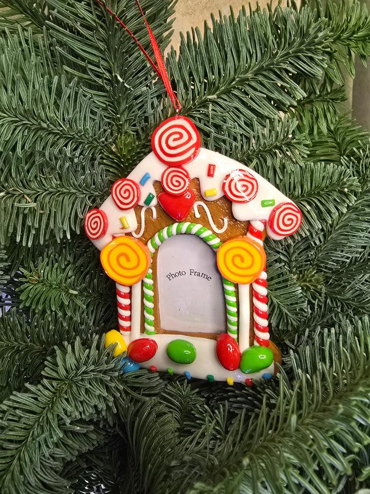 Christmas Ornament - Glossy Gingerbread Gingerbread House Frame. Wizardi Festive Decoration F07-N2-8-SEE200A