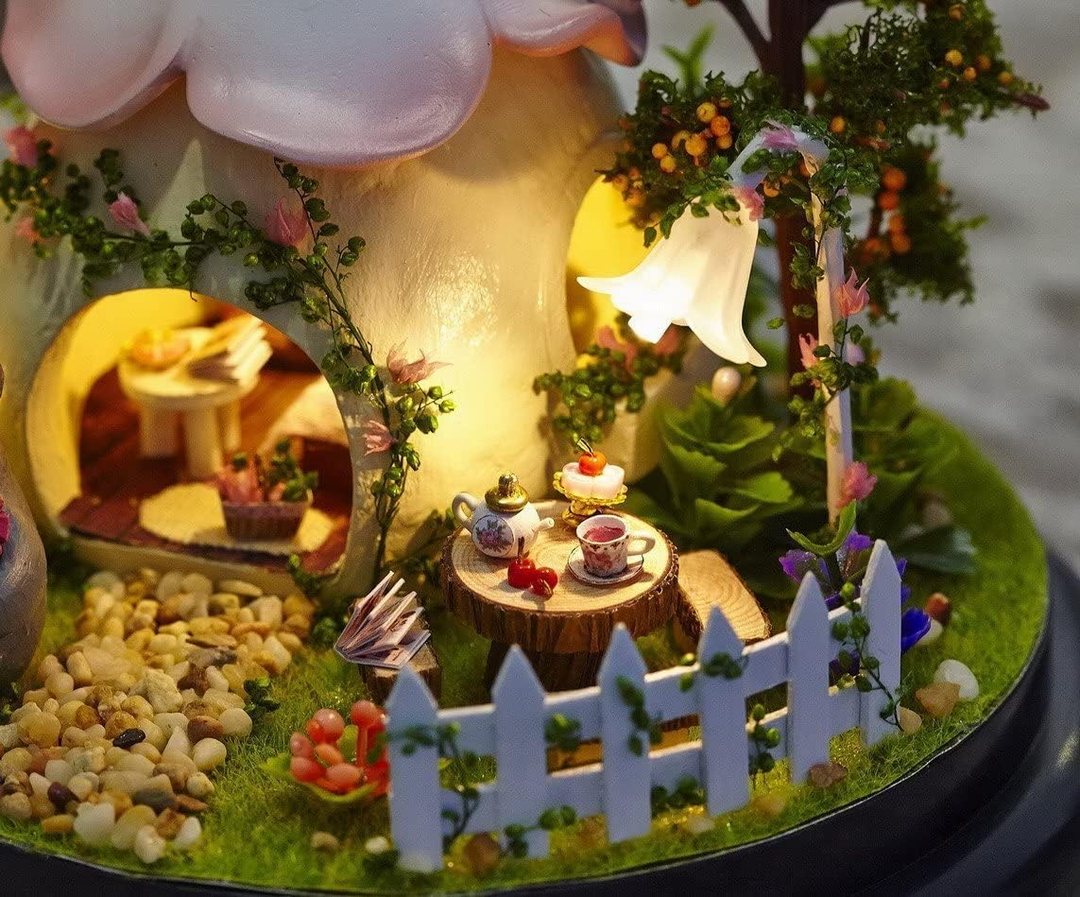 Green Garden Miniature Dollhouse Kit by Wizardi F07M5-89-2015