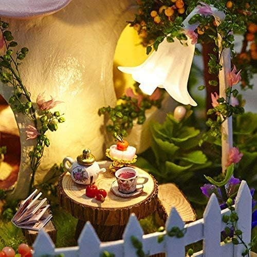Green Garden Miniature Dollhouse Kit by Wizardi F07M5-89-2015