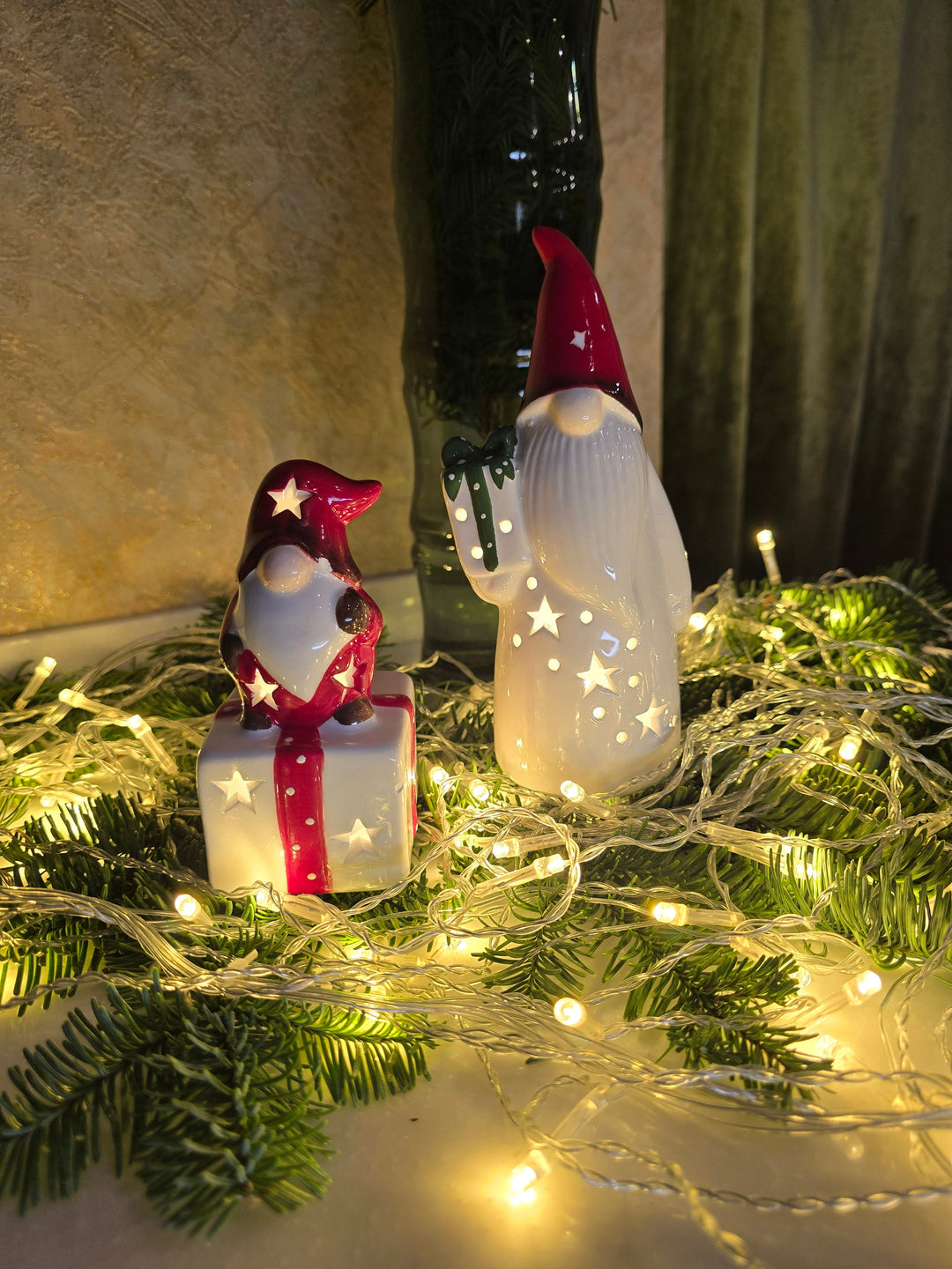 Gnome with Gift Christmas Ceramic Ornament by Wizardi F07N7-2